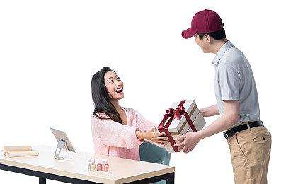 《守望先锋2》第17赛季6月25日开幕 6月17日公布预告详情